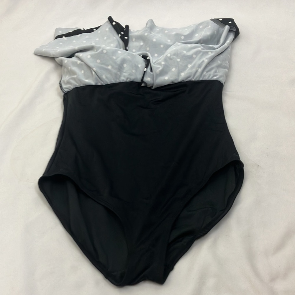 Tropical Escape Black Polka Dot strapless Swimsuit woman’s size 8 - Picture 8 of 10